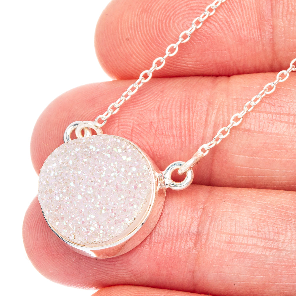 Angel Aura Druzy Necklace 18 1/2" (925 Sterling Silver) N90080