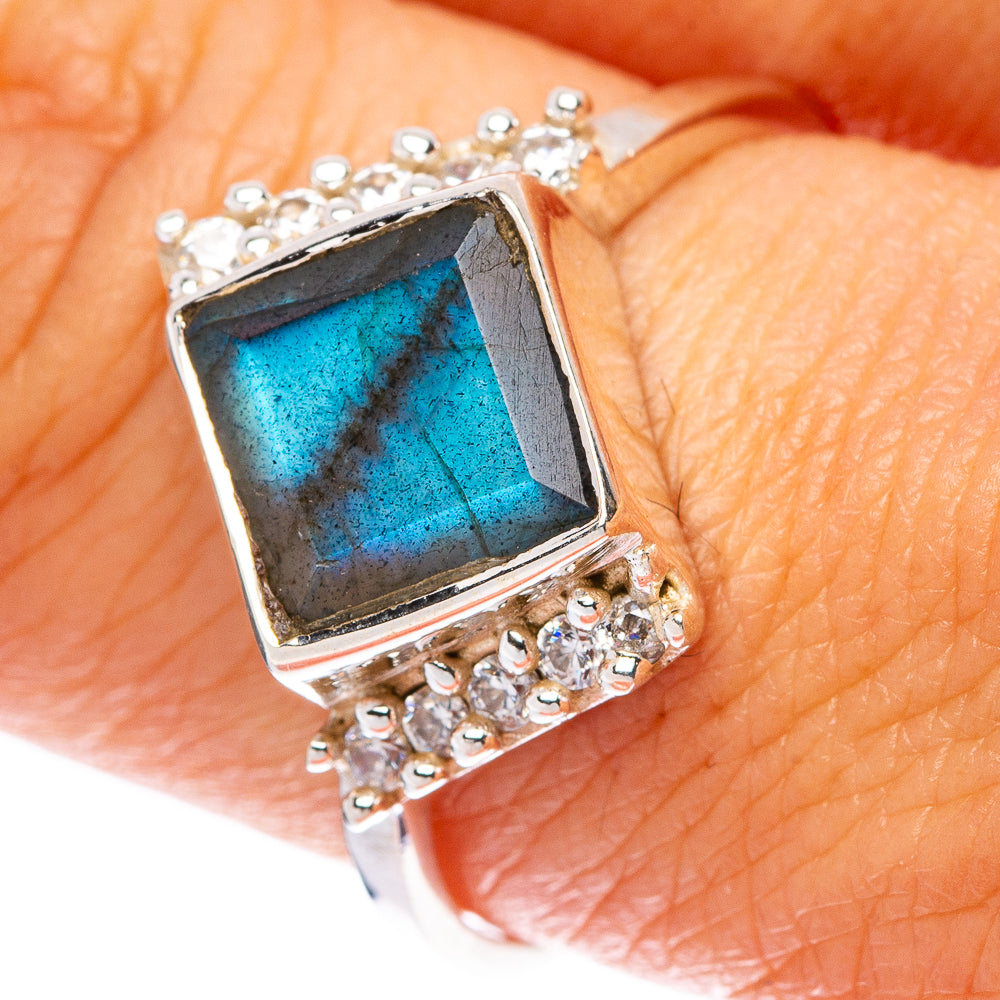 Labradorite Ring Size 8.75 (925 Sterling Silver) R146174