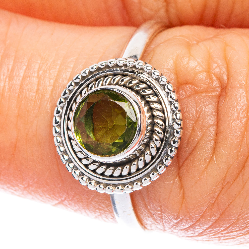 Peridot Dainty Ring Size 6.25 (925 Sterling Silver) R1011