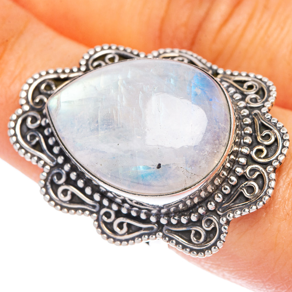 Large Rainbow Moonstone Ring Size 8 (925 Sterling Silver) R145304