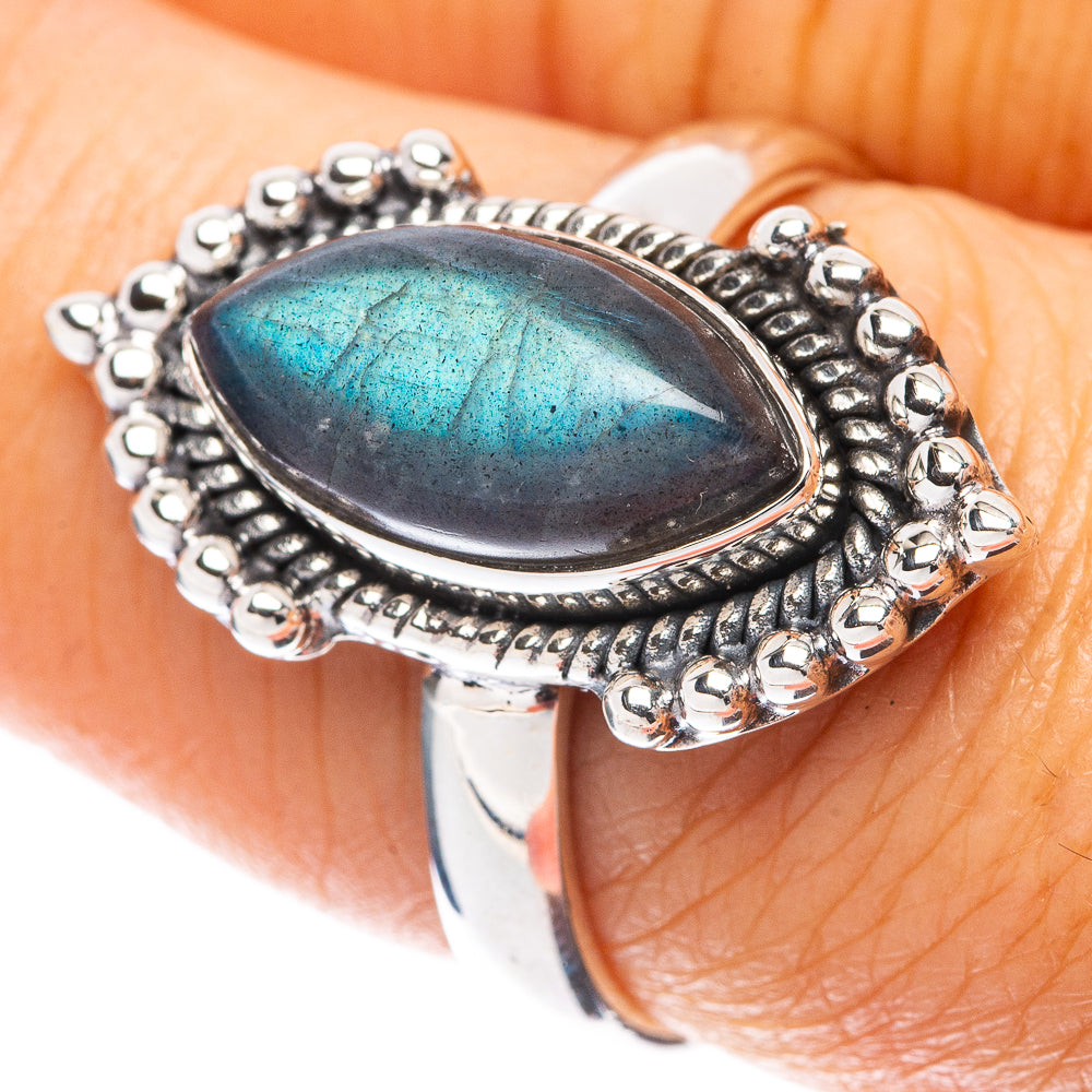 Labradorite 925 Sterling Silver Ring Size 7.75 (925 Sterling Silver) R5385