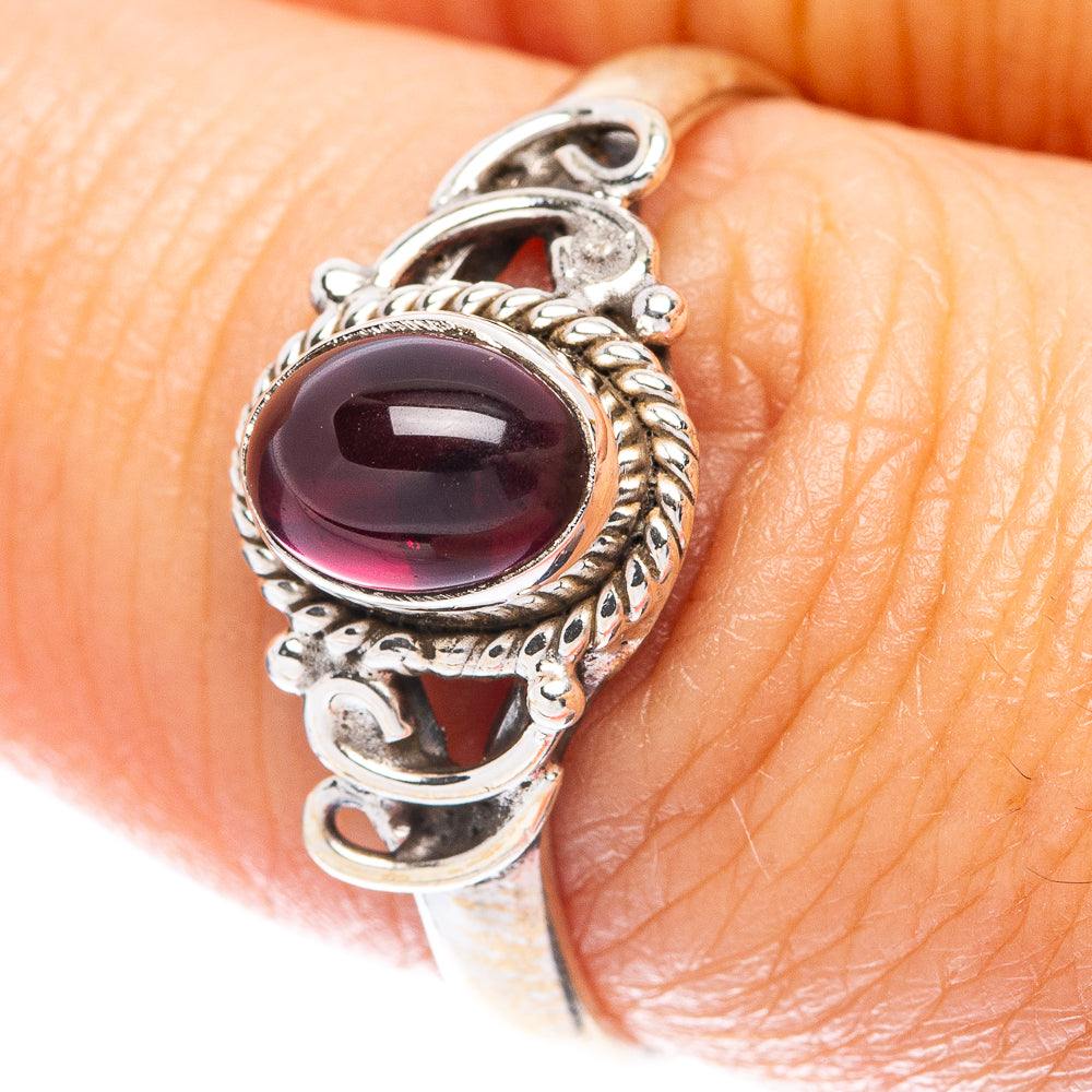 Garnet Dainty Ring Size 8 (925 Sterling Silver) R5830