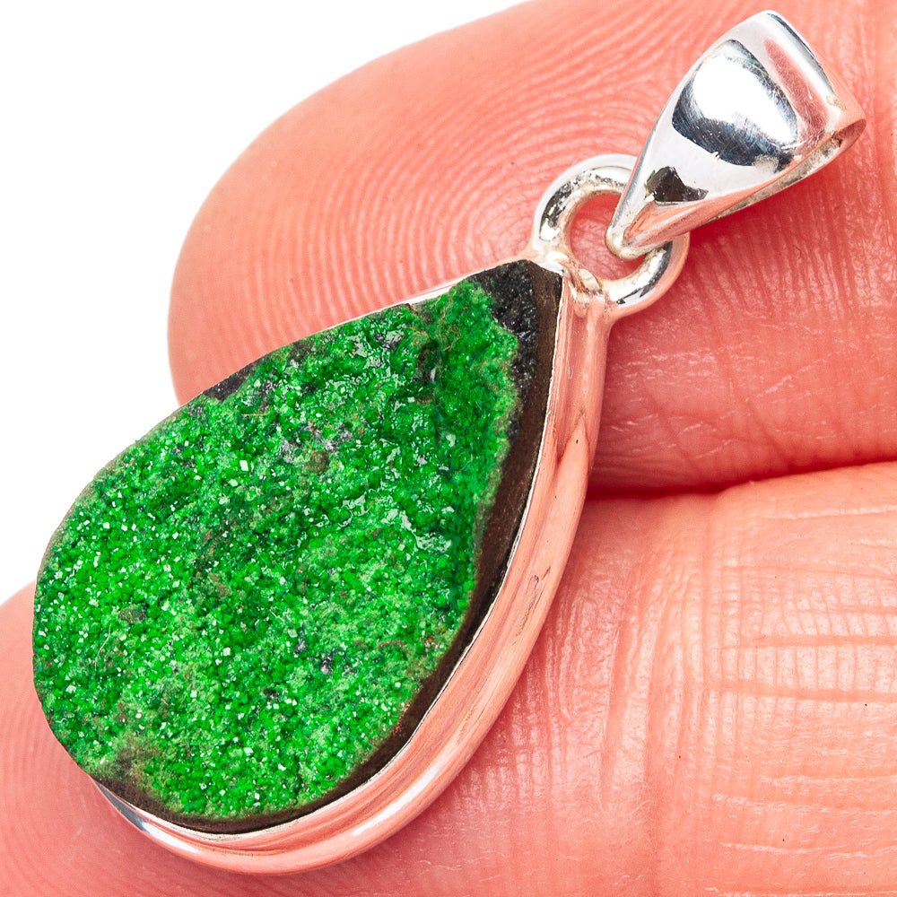 Rare Uvarovite Garnet Pendant 1 1/8" (925 Sterling Silver) P42767