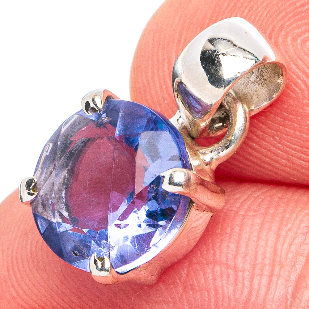 Iolite Pendant 5/8" (.925 Sterling Silver)