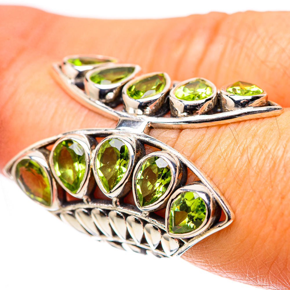 Large Peridot Ring Size 7 (925 Sterling Silver) RING138912