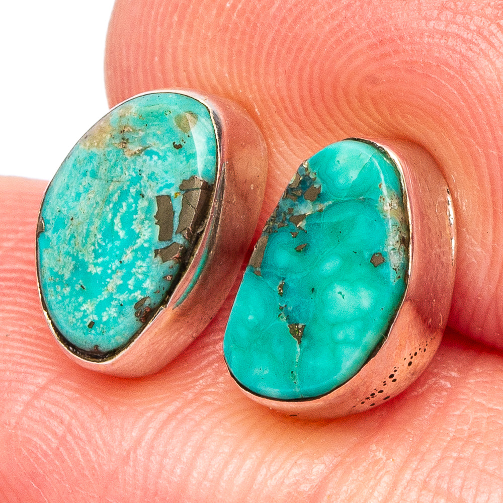 Rare Kingman Turquoise Earrings 3/8" (.925 Sterling Silver)