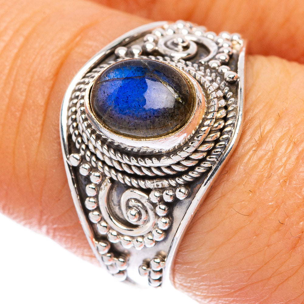 Labradorite Ring Size 7.5 (925 Sterling Silver) R146210