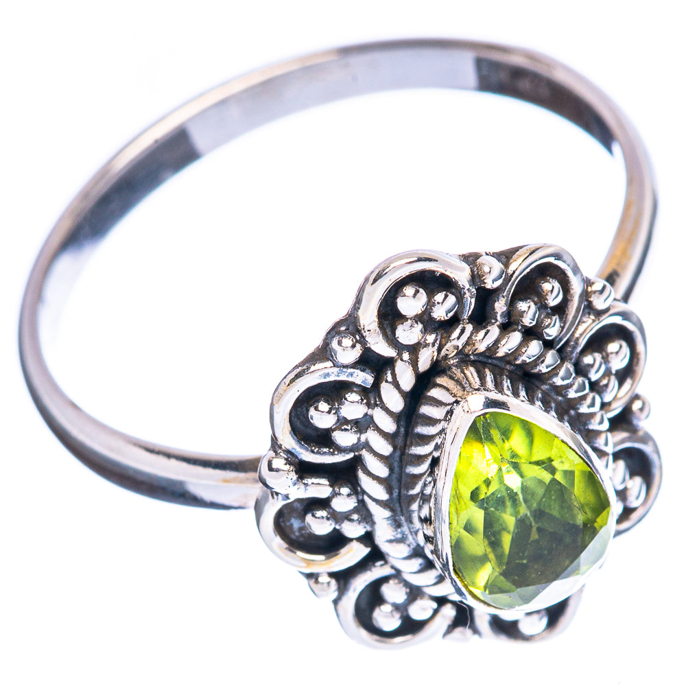 Value Peridot Ring Size 8.25 (925 Sterling Silver) R3153