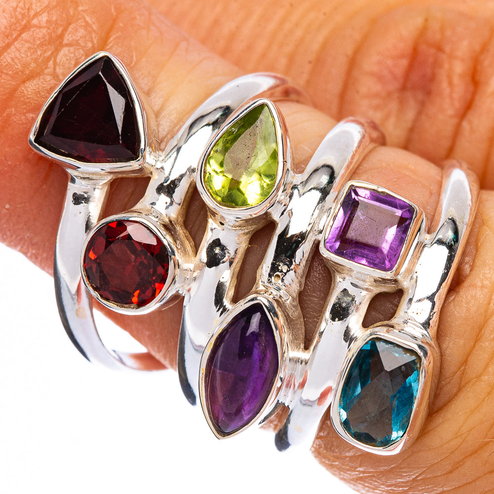 Large Garnet, Peridot, Amethyst, Blue Topaz Ring Size 6 (925 Sterling Silver) R146463