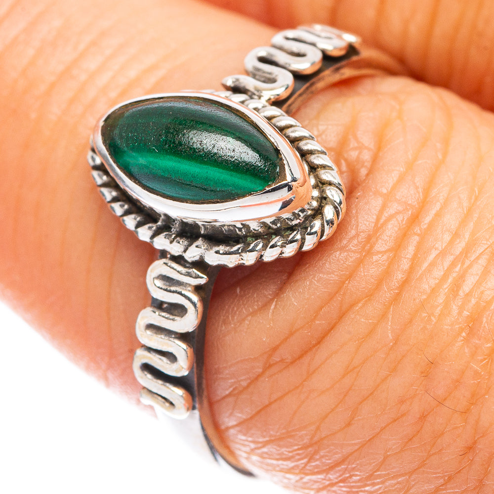 Malachite Ring Size 8 (925 Sterling Silver) R5657