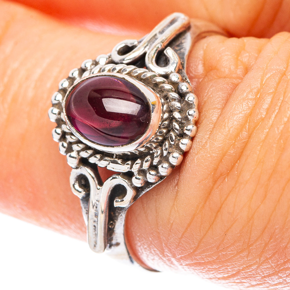 Garnet Dainty Ring Size 6.75 (925 Sterling Silver) R5931