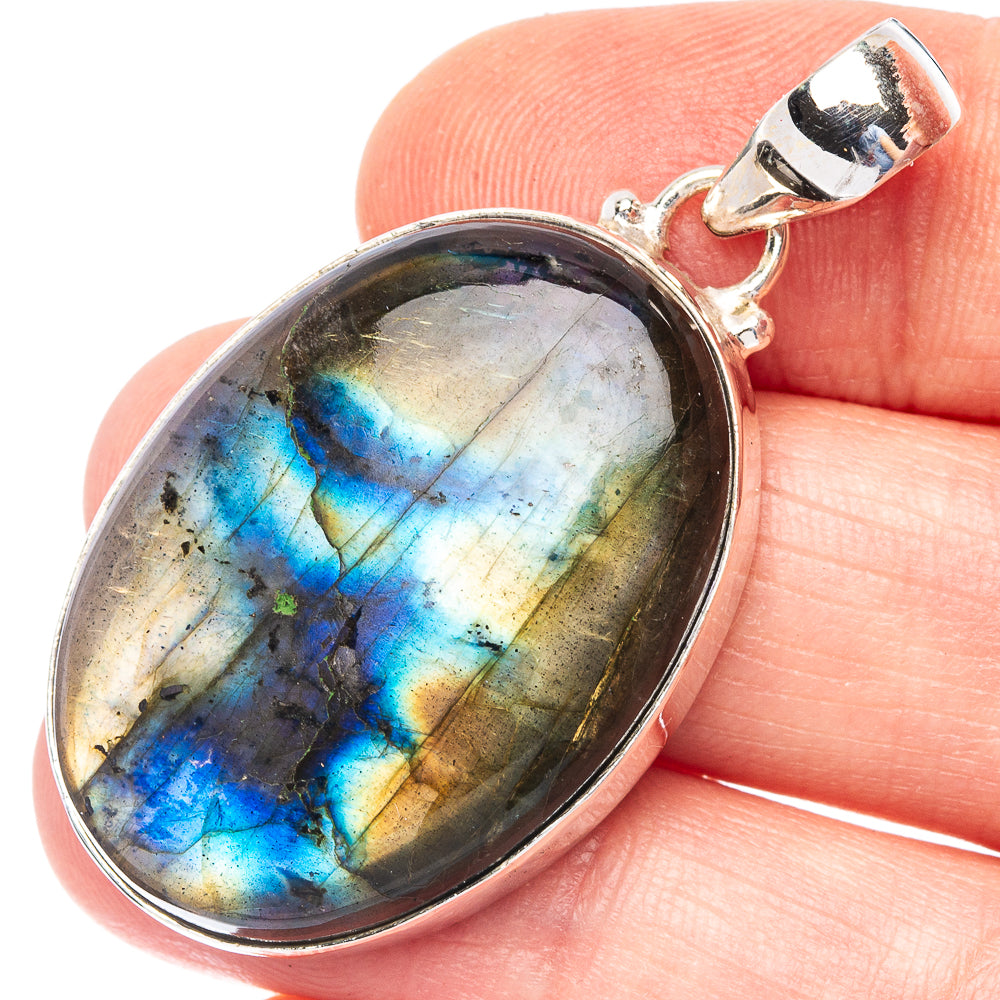 Labradorite Pendant 1 3/4" (925 Sterling Silver) P43876