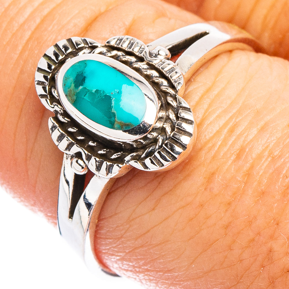 Arizona Turquoise Native Style Ring Size 8.5 (.925 Sterling Silver)