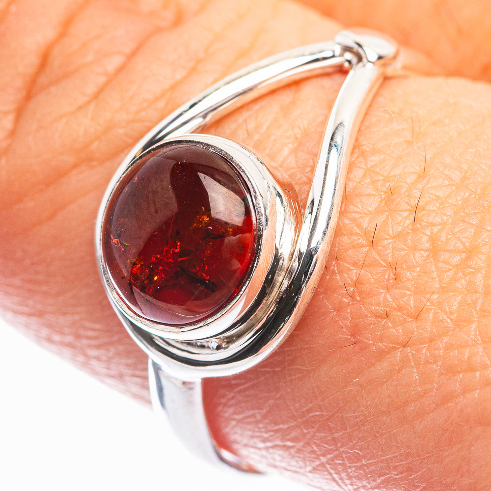 Garnet Ring Size 9 (925 Sterling Silver) R142229