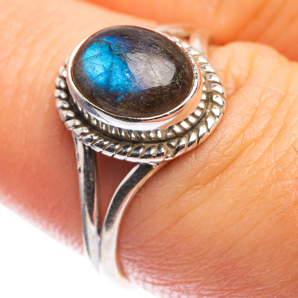 Labradorite Dainty Ring Size 7 (925 Sterling Silver) R142578