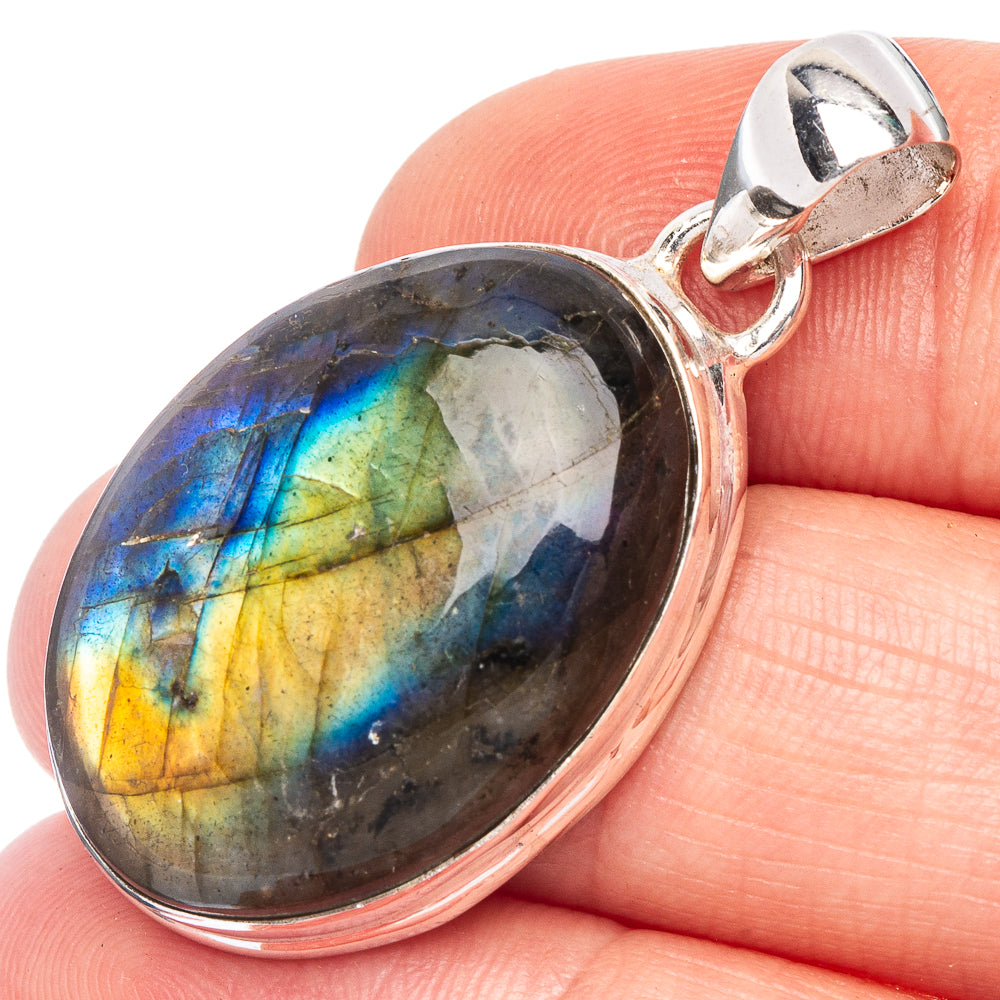 Labradorite Pendant 1 1/2" (925 Sterling Silver) P44778