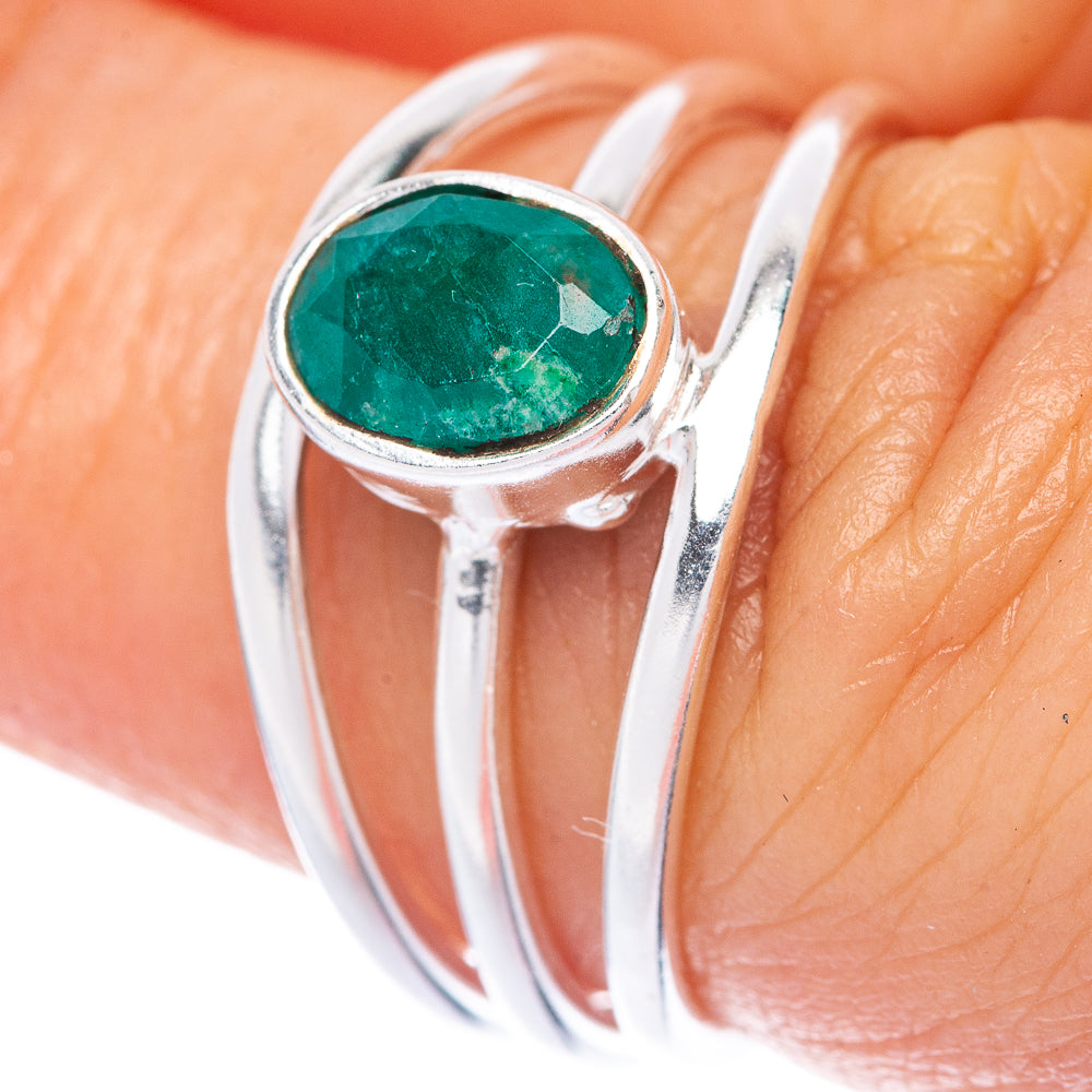 Emerald Dainty Ring Size 7 (925 Sterling Silver) R145879