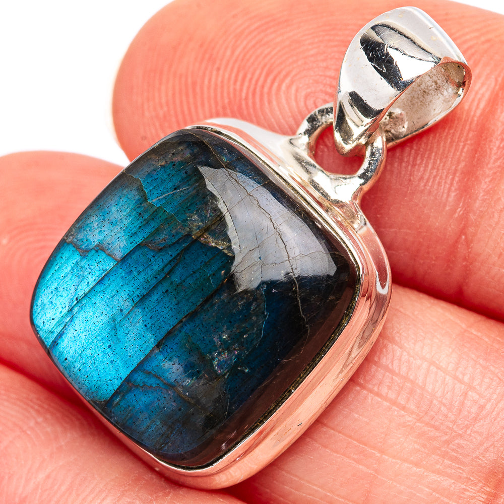Labradorite Pendant 1 1/8" (.925 Sterling Silver)