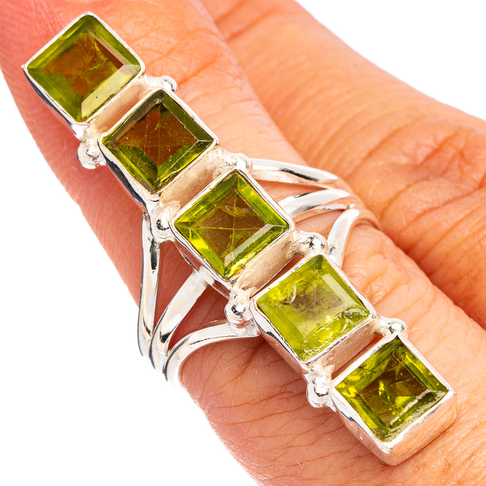 Peridot Ring Size 1/5/1900 6:00:00 PM (.925 Sterling Silver)
