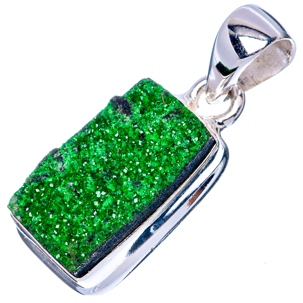 Rare Uvarovite Garnet Pendant 1" (925 Sterling Silver) P42766