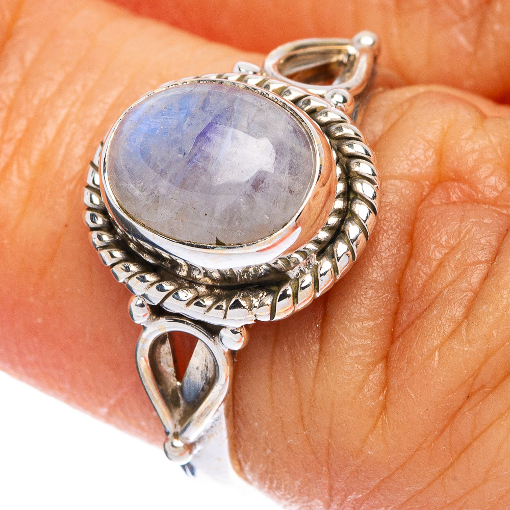 Rainbow Moonstone Ring Size 5.75 (925 Sterling Silver) R146395