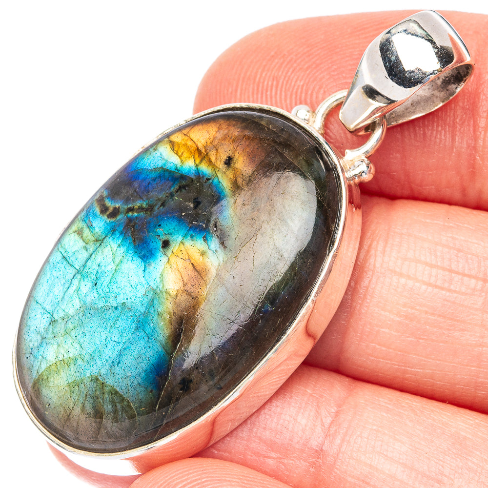 Labradorite Pendant 1 3/4" (925 Sterling Silver) P43882