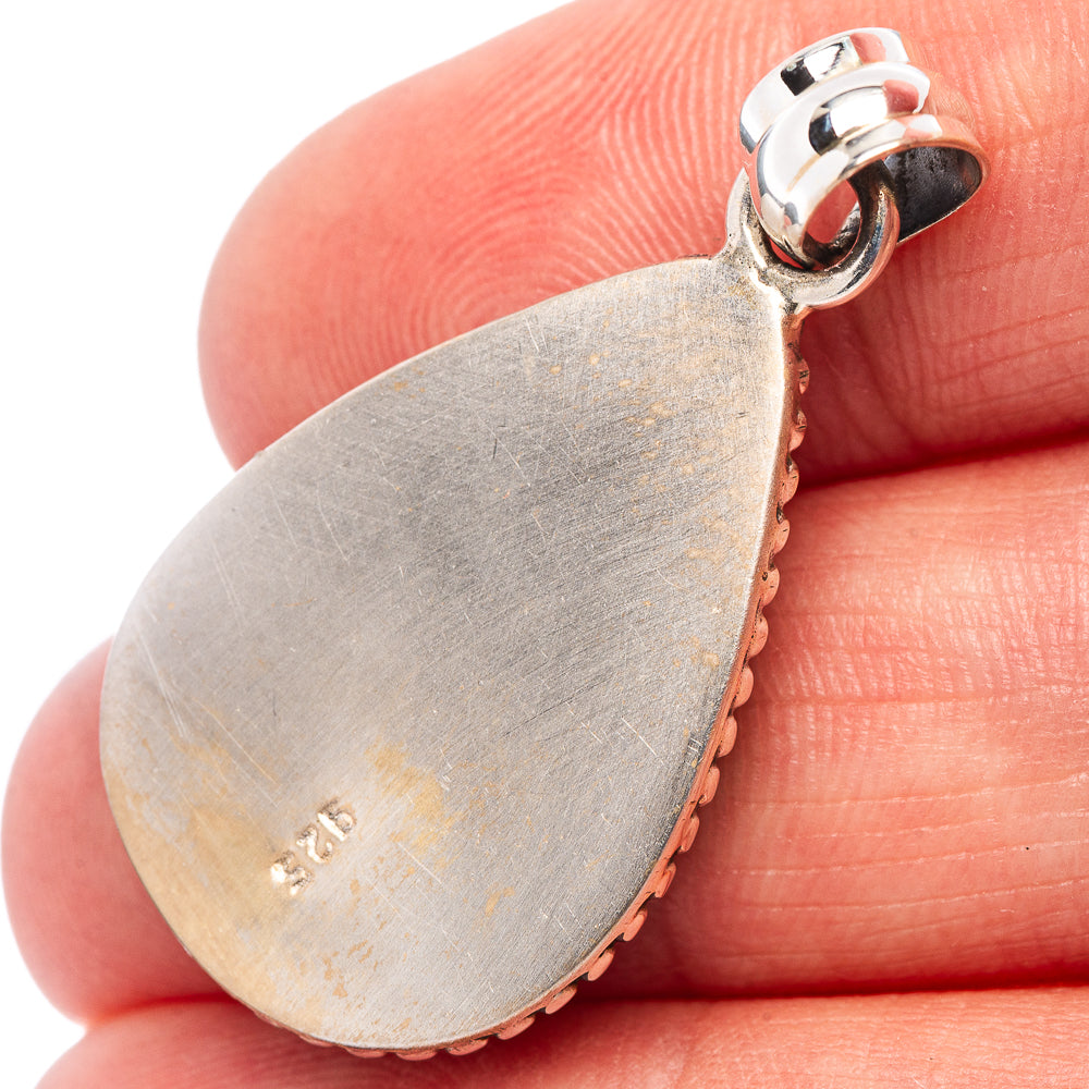 Labradorite Pendant 1" (.925 Sterling Silver)