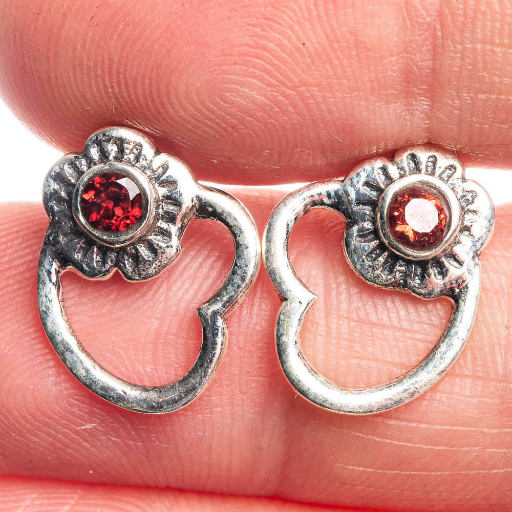 Garnet Dainty Earrings 5/8" (925 Sterling Silver) E432499