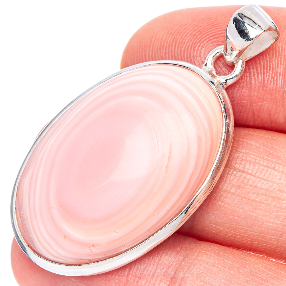 Queen Conch Pendant 1 5/8" (925 Sterling Silver) P41289