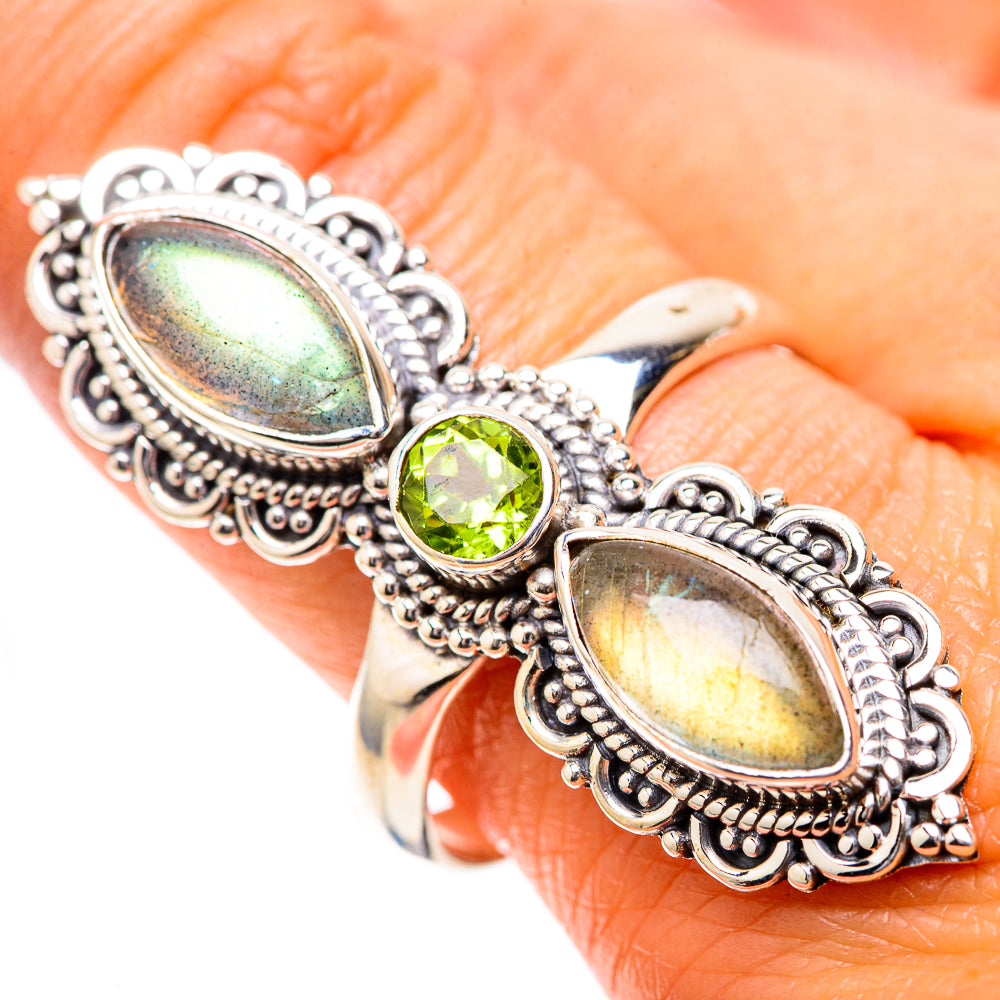 Large Labradorite, Peridot Ring Size 10.75 (925 Sterling Silver) RING138011