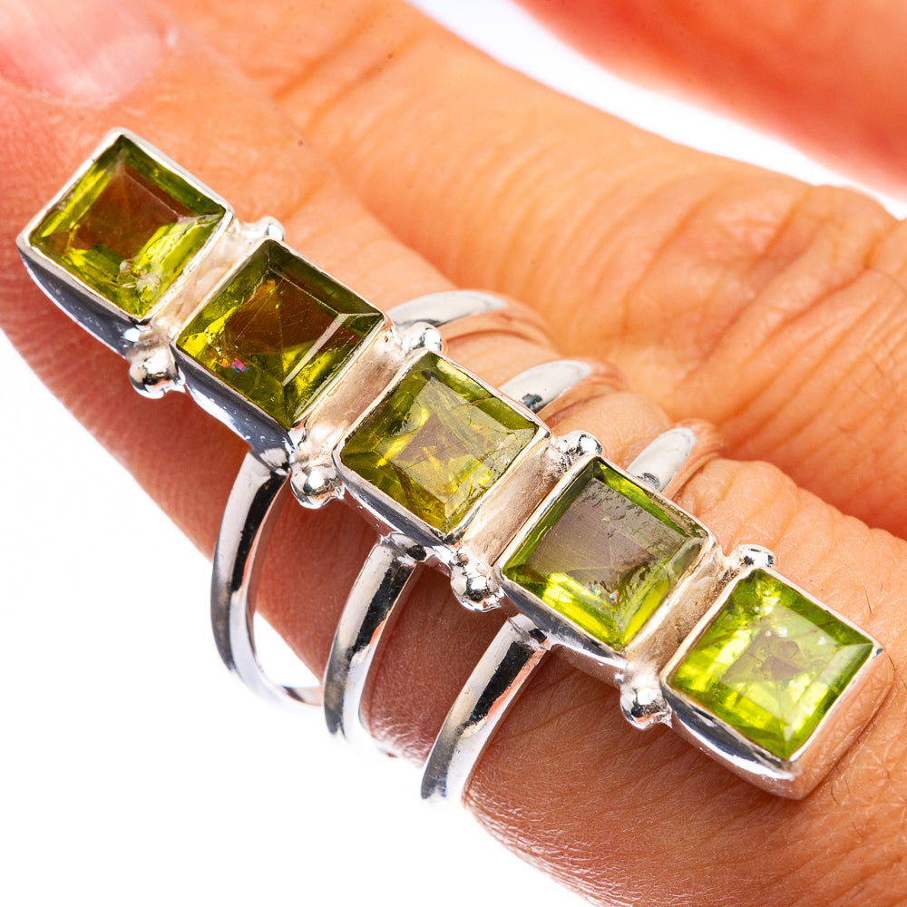 Large Peridot Ring Size 6.75 (925 Sterling Silver) R143032