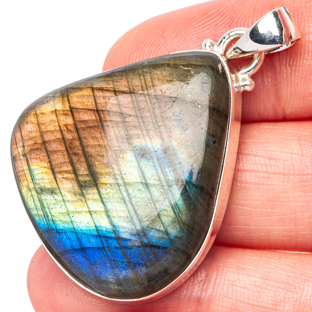 Labradorite Pendant 1 3/4" (925 Sterling Silver) P43034