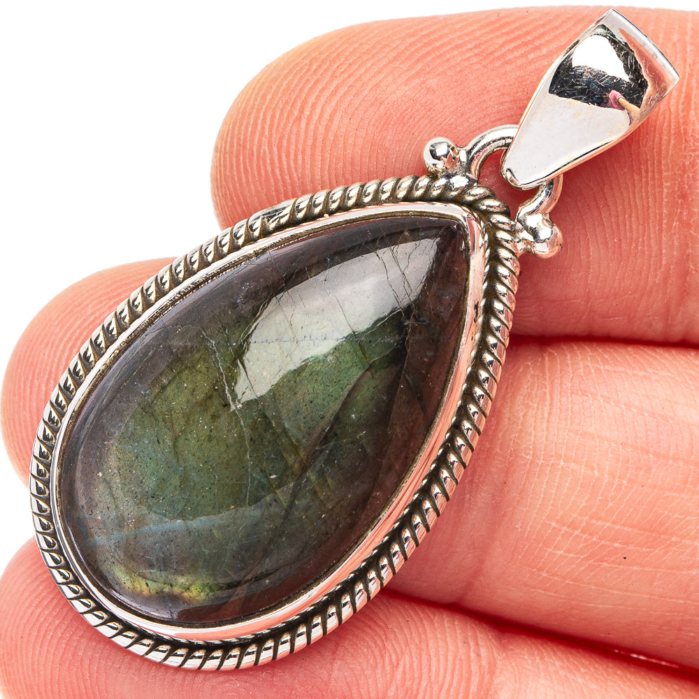 Labradorite 925 Sterling Silver Pendant 1 1/2" (925 Sterling Silver) P43631
