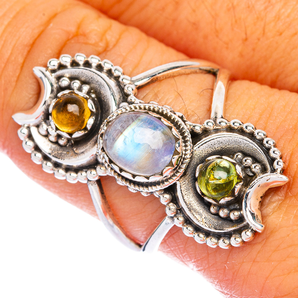 Rainbow Moonstone, Citrine, Peridot Ring Size 9 (925 Sterling Silver) R144463