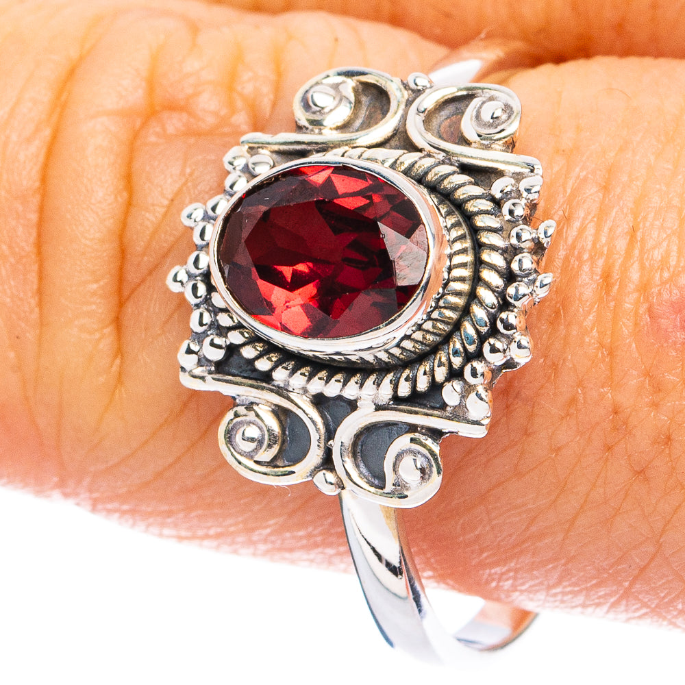 Garnet Ring Size 9.75 (925 Sterling Silver) R8217