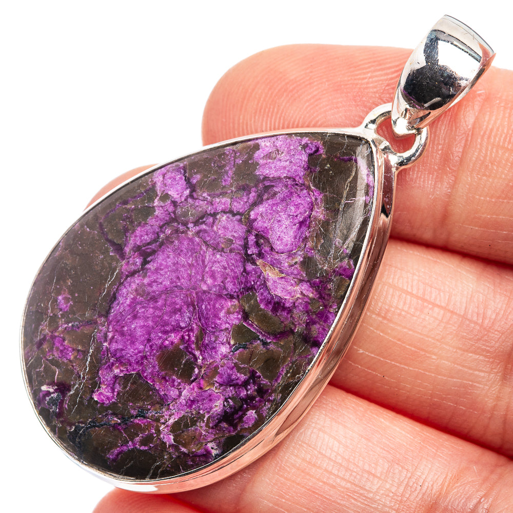 Stichtite Pendant 1 7/8" (925 Sterling Silver) P39041
