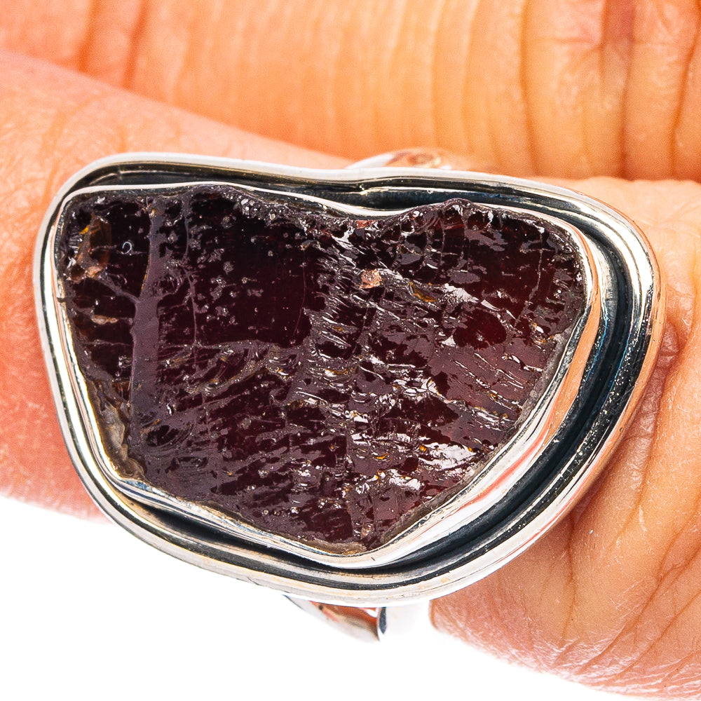Garnet 925 Sterling Silver Ring Size 5.5 (925 Sterling Silver) R6056