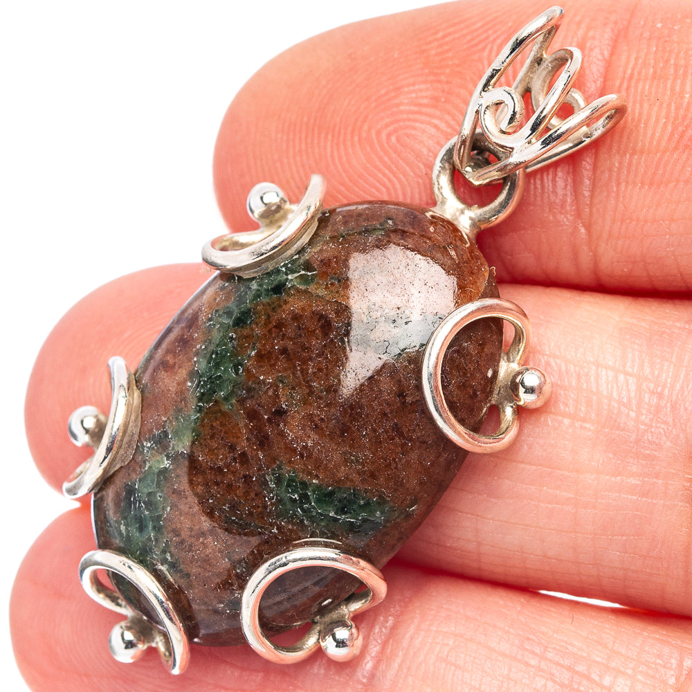 Grass Garnet Pendant 1 5/8" (.925 Sterling Silver)
