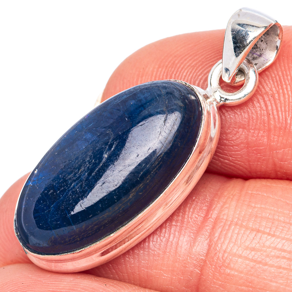Kyanite Pendant 1 3/8" (925 Sterling Silver) P41372