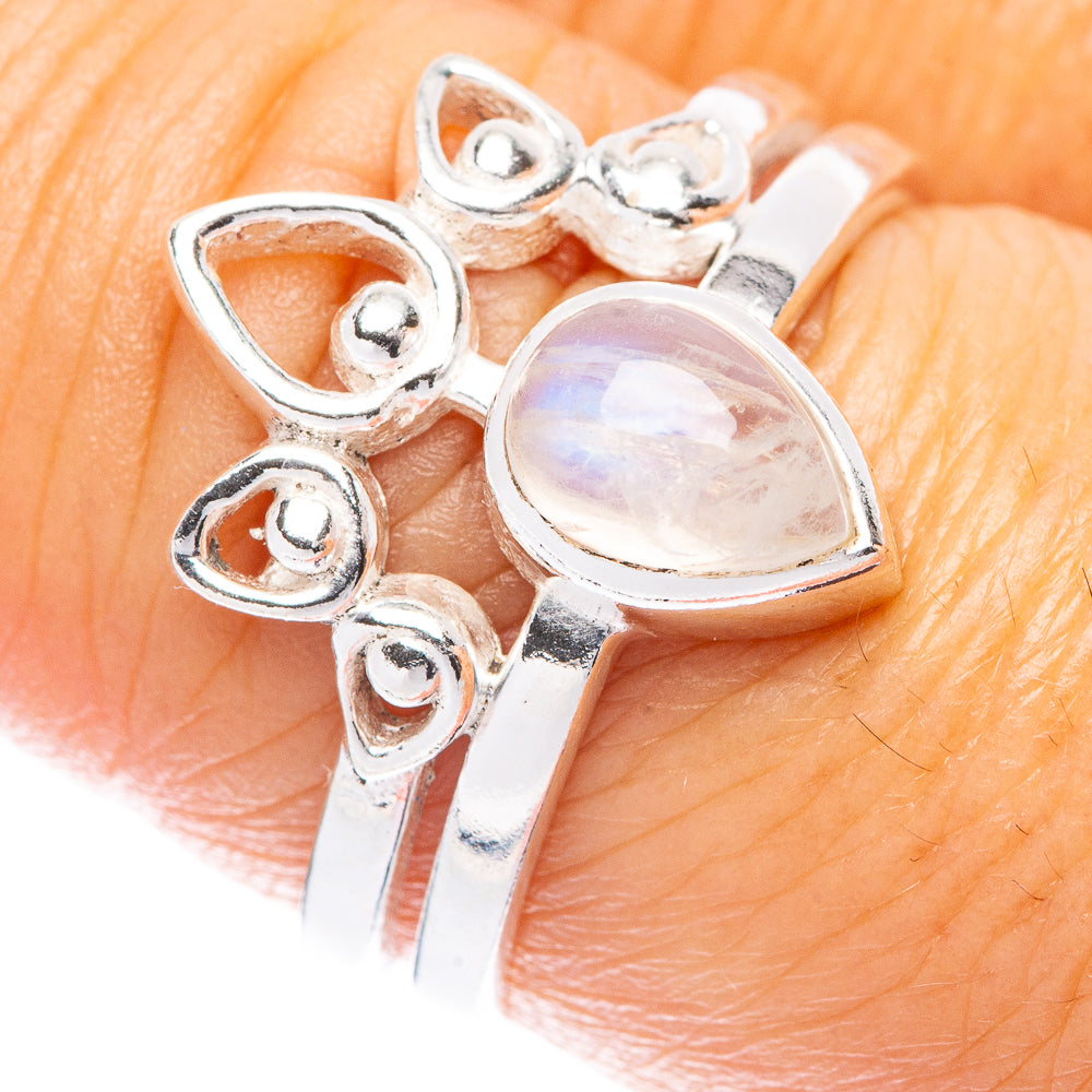 Rainbow Moonstone Ring Size 7.75 (925 Sterling Silver) R5514