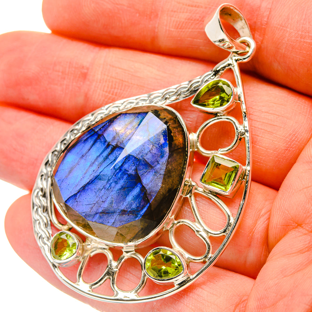 Signature Labradorite, Peridot Pendant 2 1/4" (925 Sterling Silver) PD37836