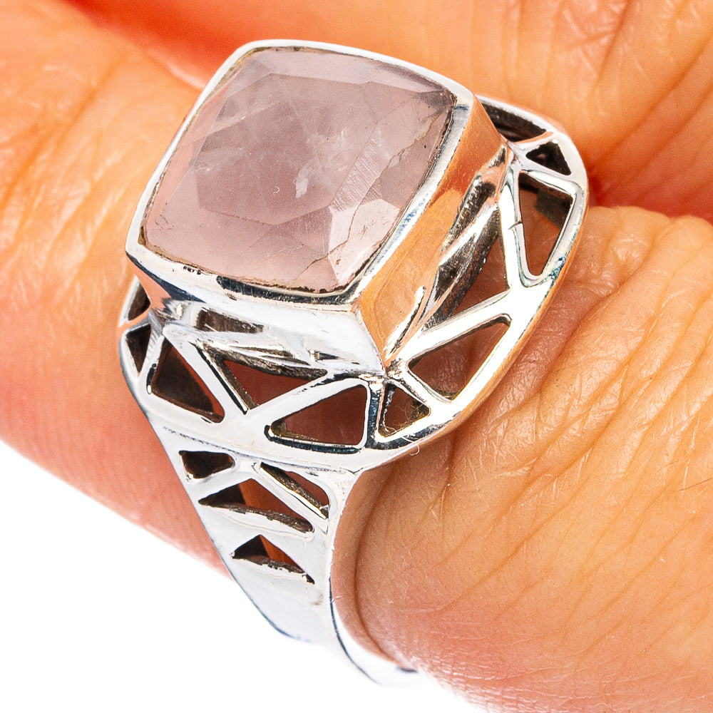 Rose Quartz Ring Size 6.75 (925 Sterling Silver) R4833