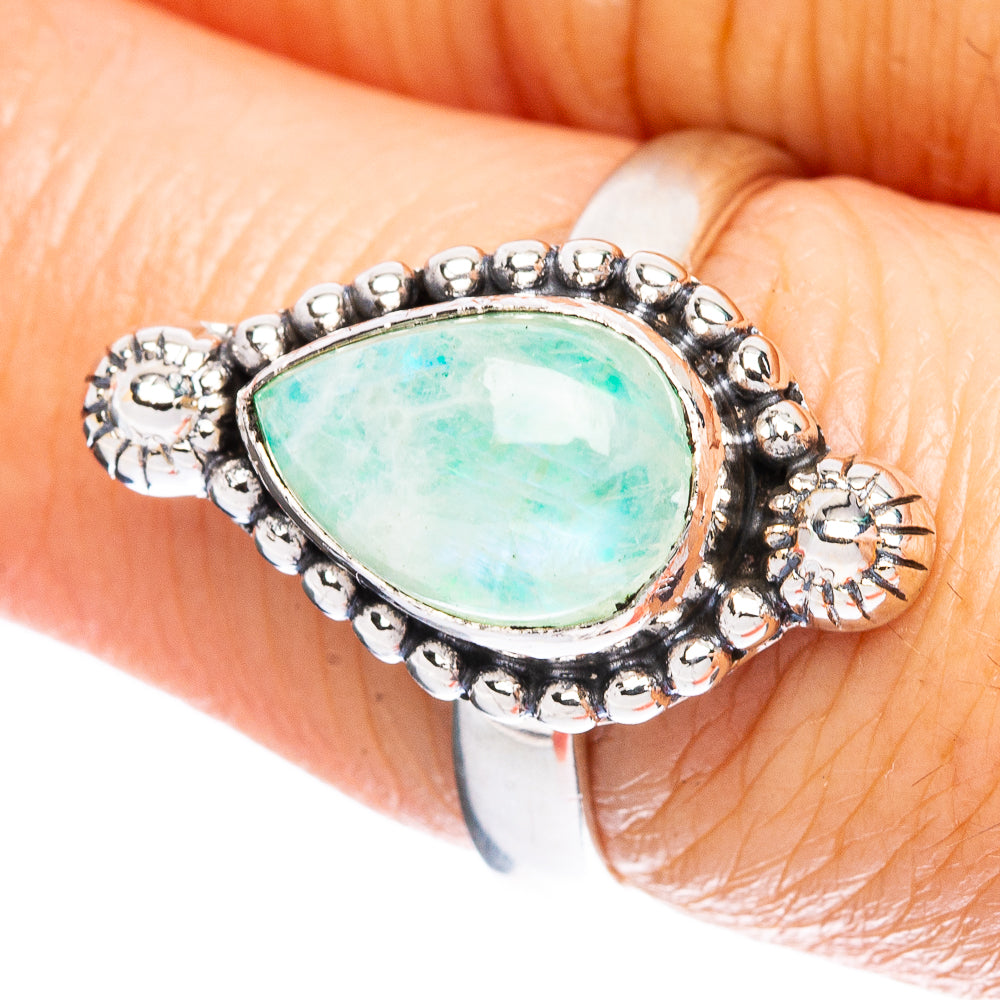 Green Moonstone Ring Size 7.5 (925 Sterling Silver) R3672