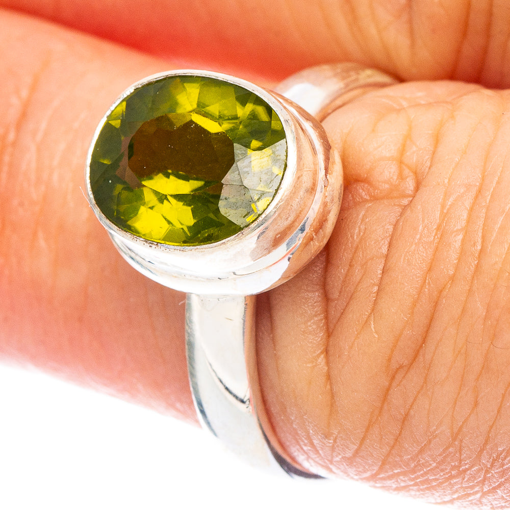 Peridot Ring Size 6.5 (925 Sterling Silver) R7237