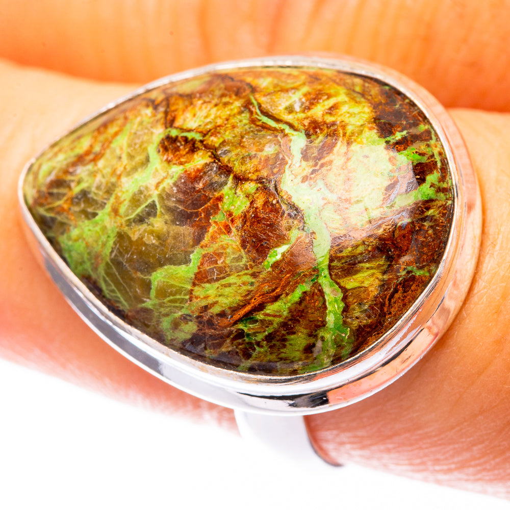 Gaspeite Ring Size 7.75 (925 Sterling Silver) R141480