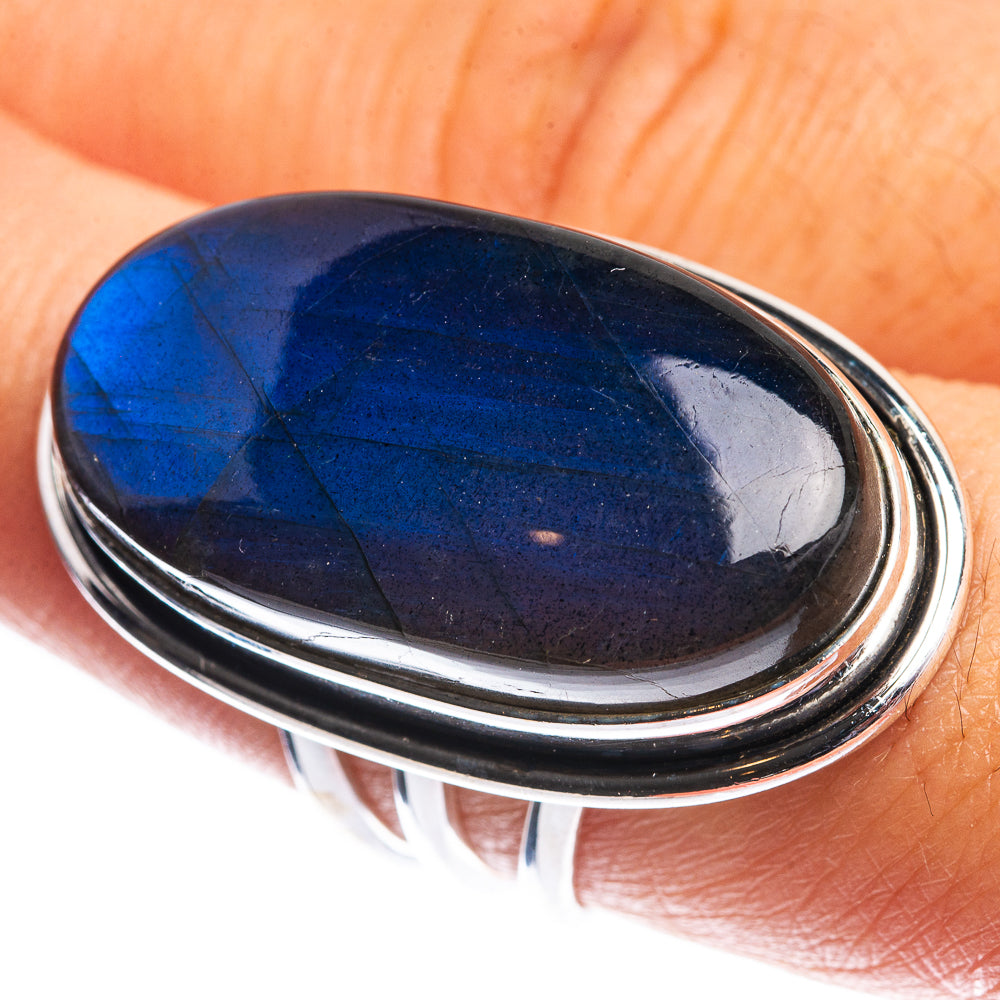 Large Labradorite Ring Size 8 (925 Sterling Silver) R144168