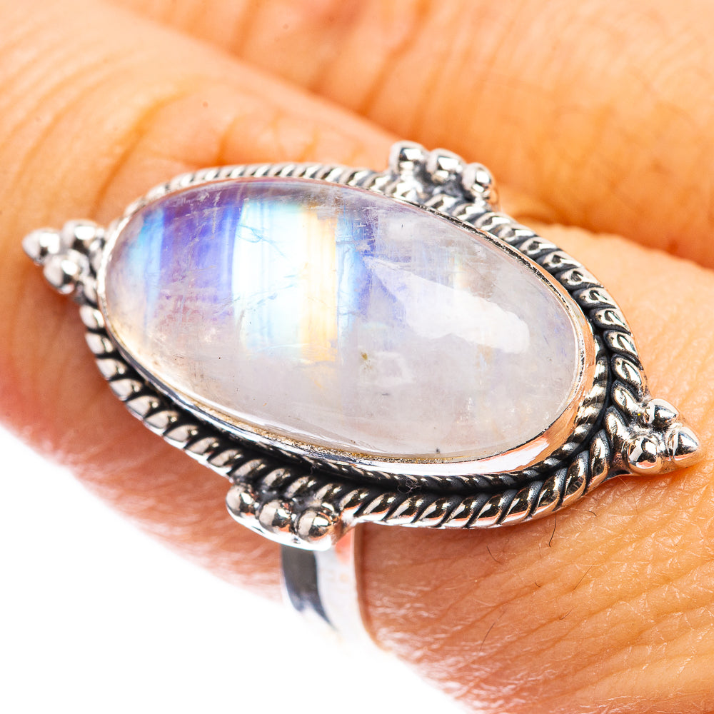 Rainbow Moonstone Ring Size 7.25 (925 Sterling Silver) R143133