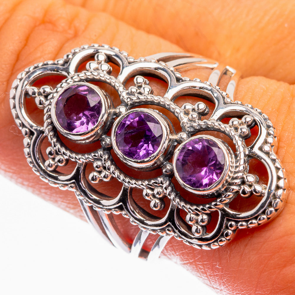 Faceted Amethyst Ring Size 9 (925 Sterling Silver) R142084
