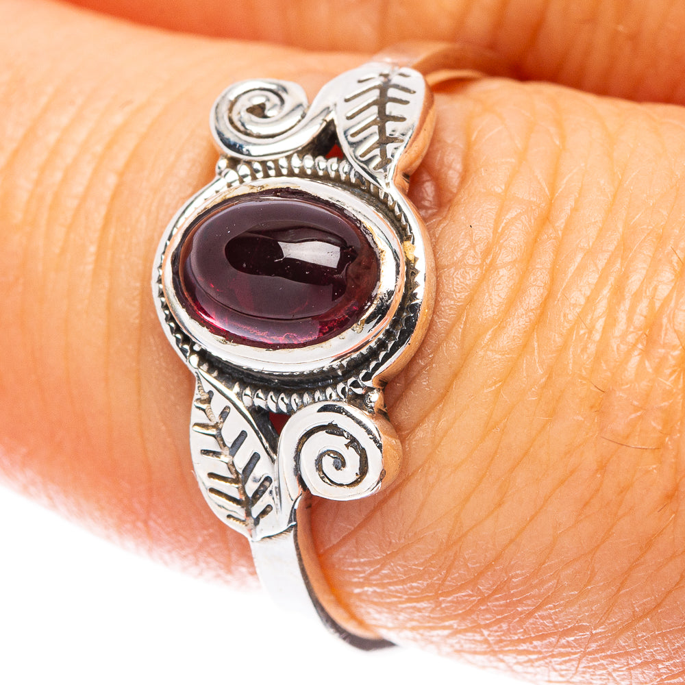 Garnet Leaf 925 Sterling Silver Ring Size 7.75 (925 Sterling Silver) R5333
