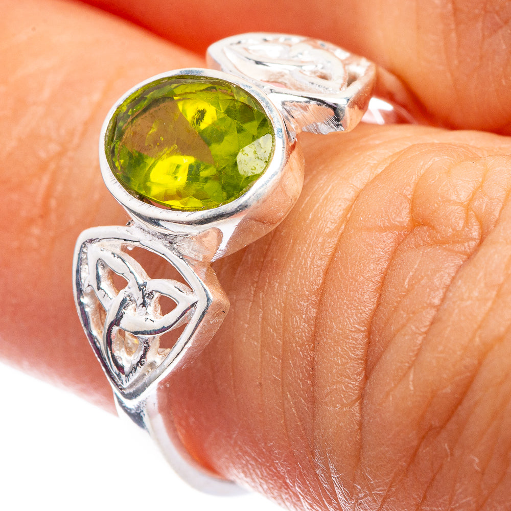 Peridot Dainty Ring Size 7 (925 Sterling Silver) R142559